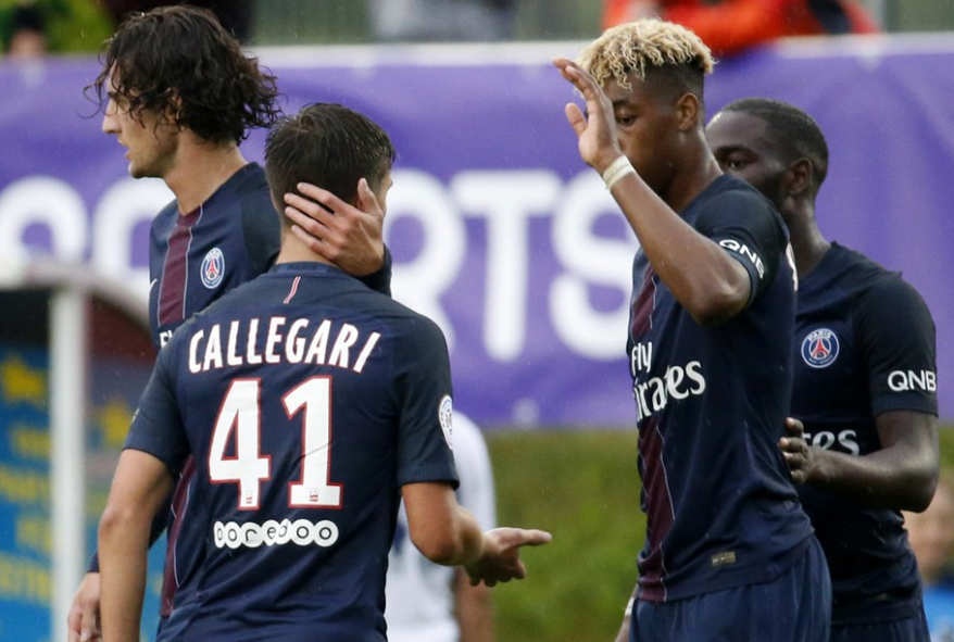  巴黎圣日耳曼报价遭拒，英超豪门争夺法甲妖人  