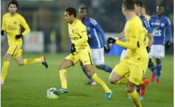 拜仁客场负于弱旅遭遇赛季首败  